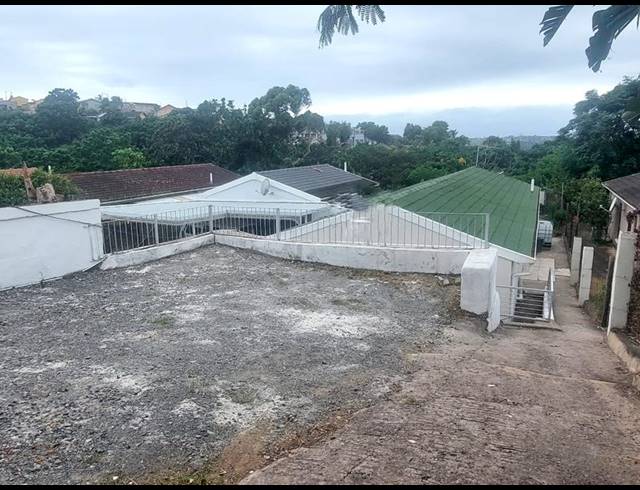 4 BEDROOM HOUSE FOR SALE IN NEWLANDS WEST